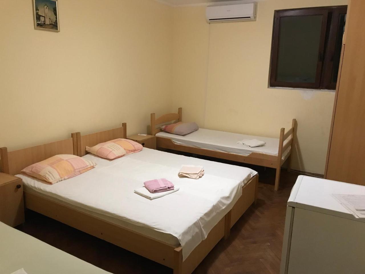 Guesthouse Obala Sutomore Zewnętrze zdjęcie