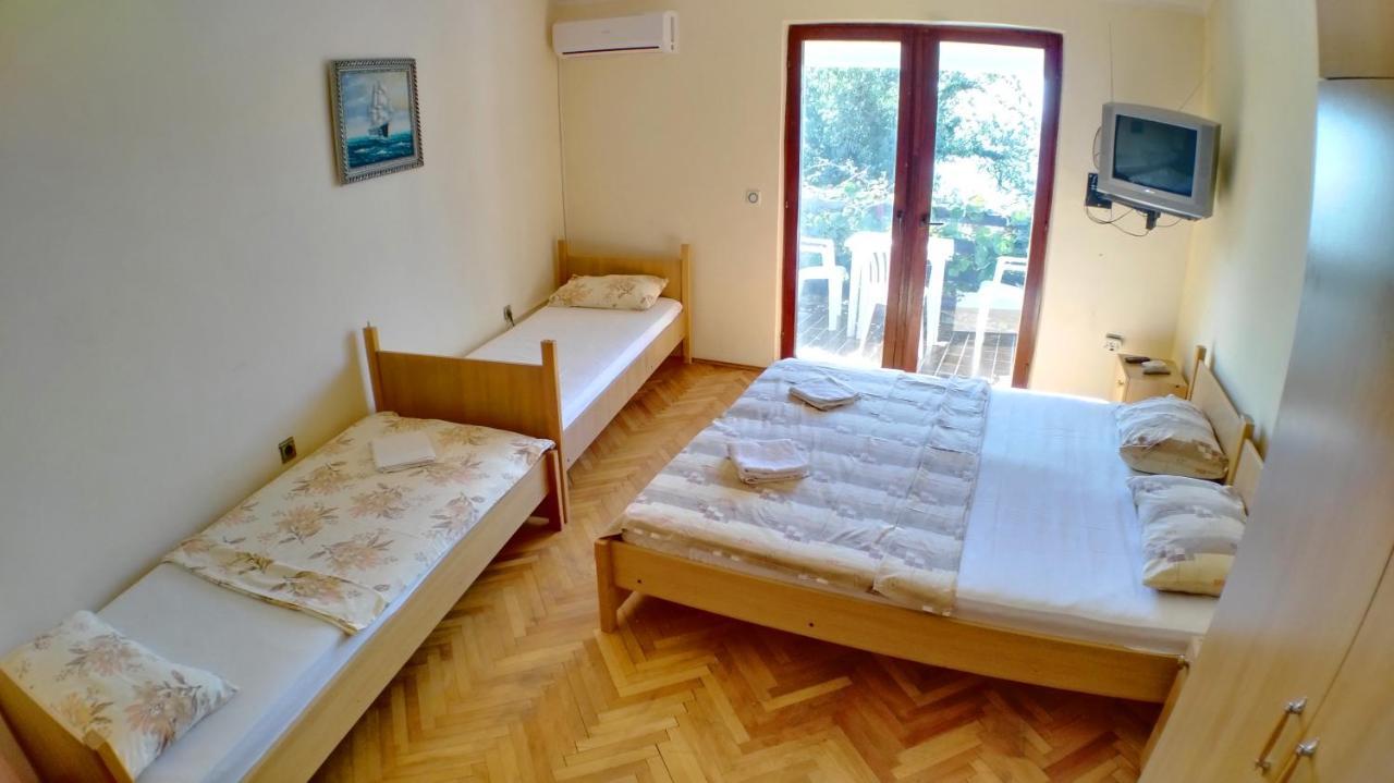 Guesthouse Obala Sutomore Zewnętrze zdjęcie