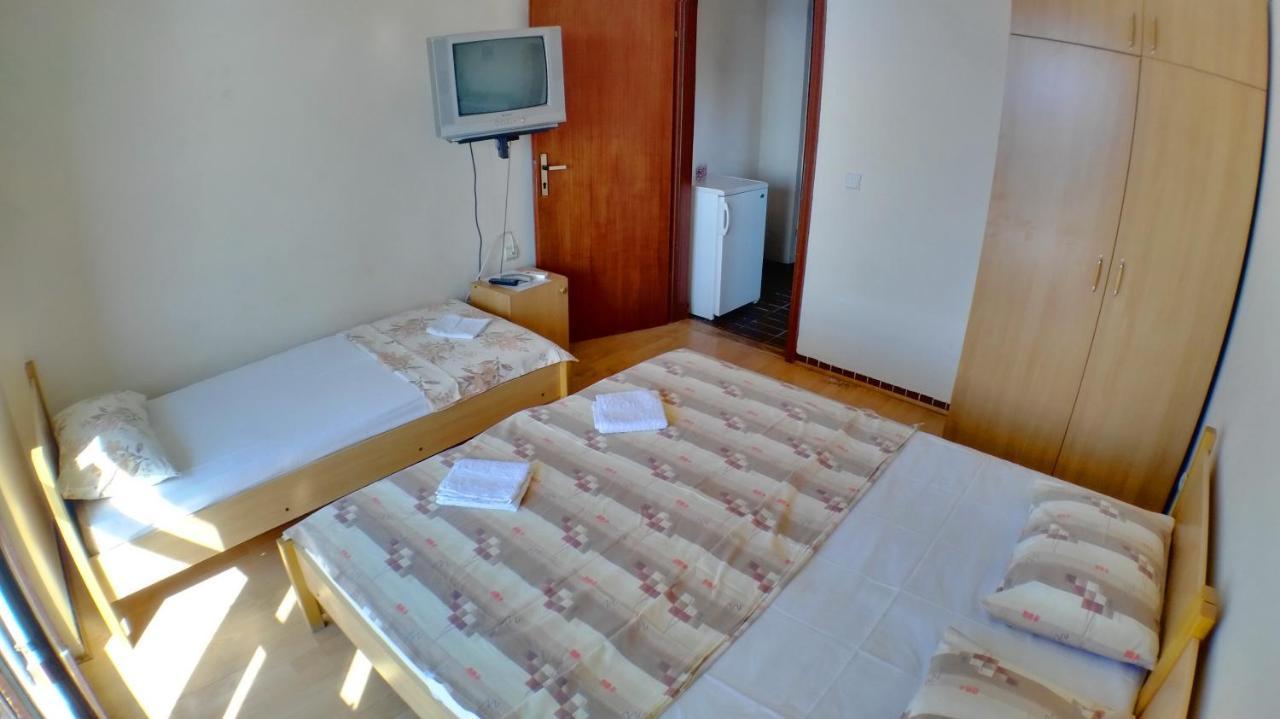 Guesthouse Obala Sutomore Zewnętrze zdjęcie