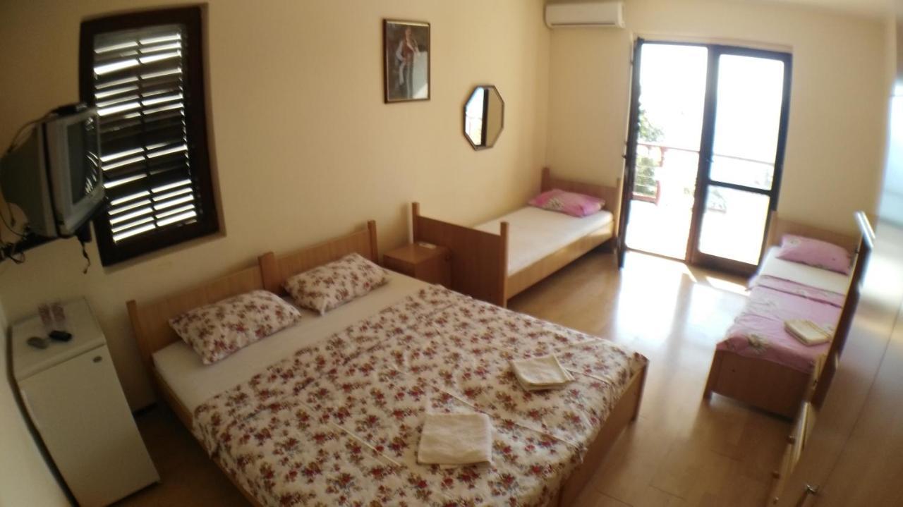 Guesthouse Obala Sutomore Zewnętrze zdjęcie