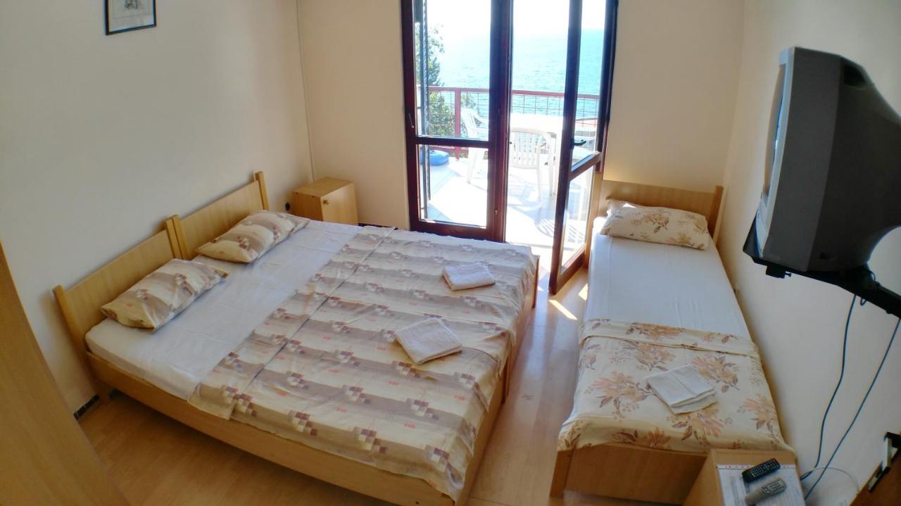 Guesthouse Obala Sutomore Zewnętrze zdjęcie